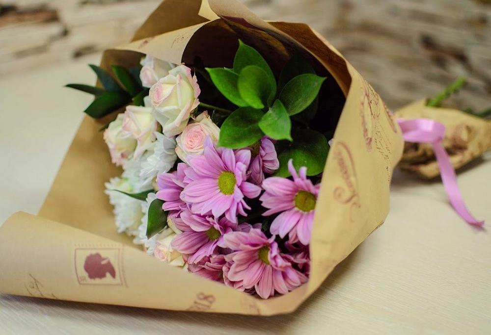 Букет цветов из: Розы и Хризантемы в Малеевке