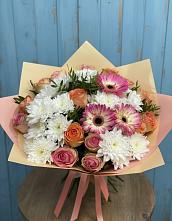 Букет цветов из:  Розы, Герберы и Хризантемы в Малеевке