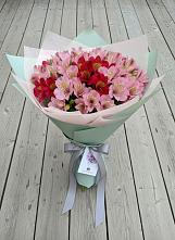 Букет цветов из:  Альстромерии #REPLACE_PRED# Малеевке