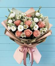 Букет цветов из:  Розы, Альстромерии и Лизиантусы #REPLACE_PRED# Малеевке