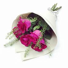 Букет цветов из:  Розы в Малеевке