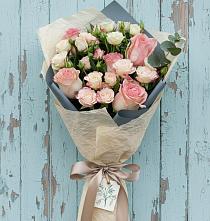Букет цветов из:  Розы в Малеевке