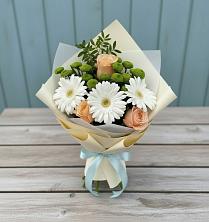 Букет цветов из:  Герберы, Розы и Хризантемы в Малеевке